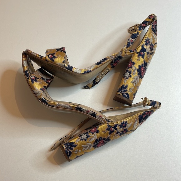 Sam Edelman Yaro Heeled Sandal Tuscan Yellow/Gold Floral Heeled Sandal Size 8 - Picture 5 of 10